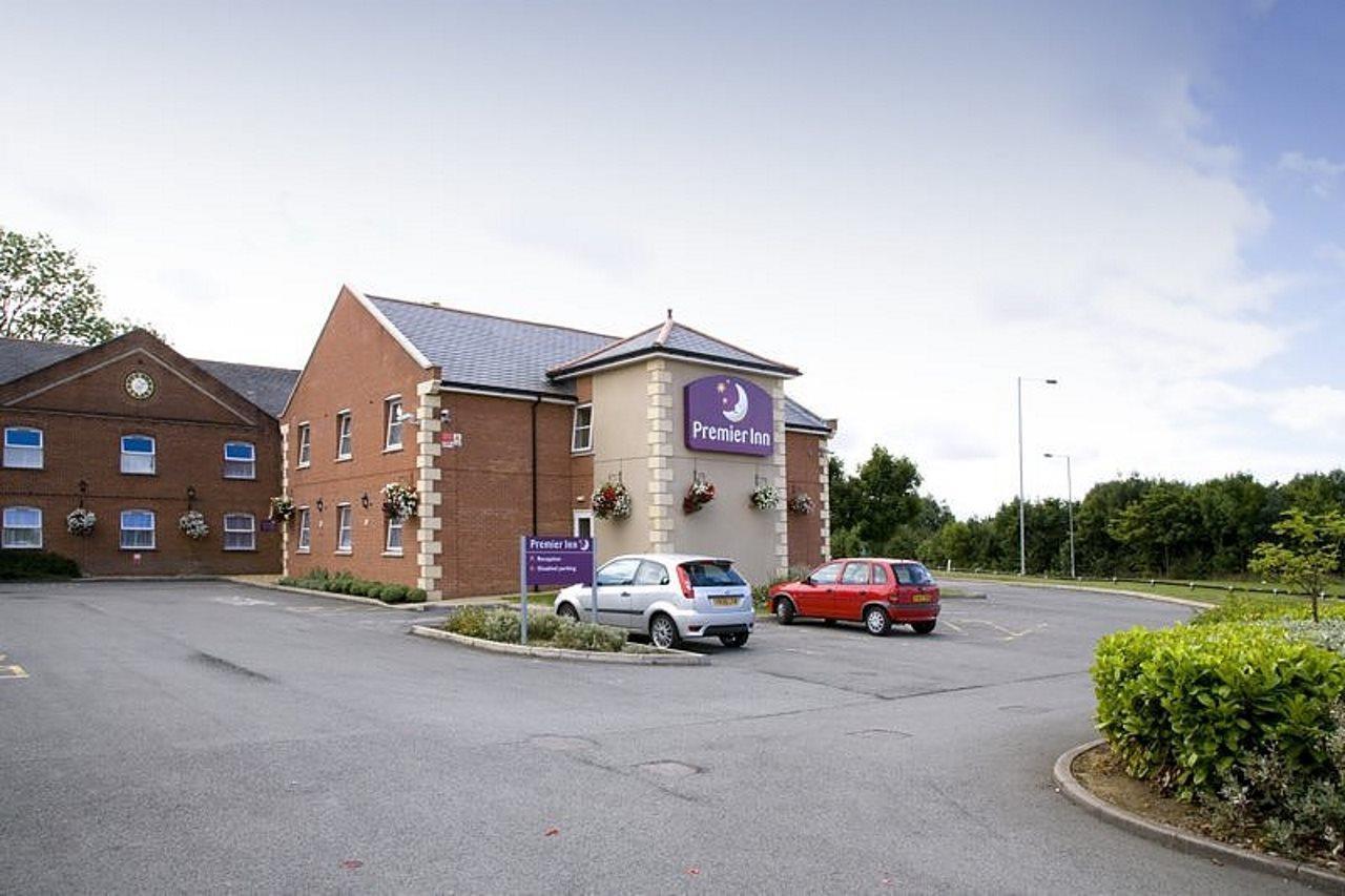 Premier Inn Kettering Ngoại thất bức ảnh