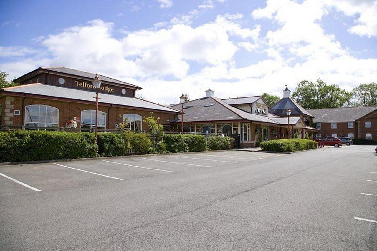 Premier Inn Kettering Ngoại thất bức ảnh