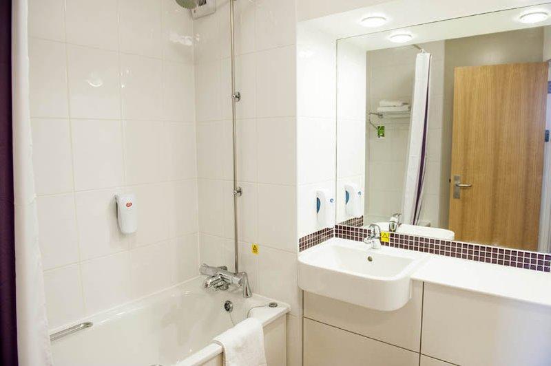 Premier Inn Kettering Ngoại thất bức ảnh